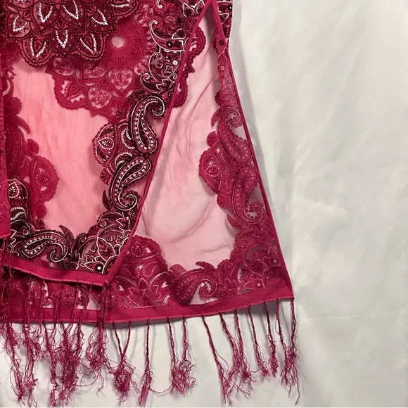 Women’s Wine Lace Kimono - Picture 4 of 5